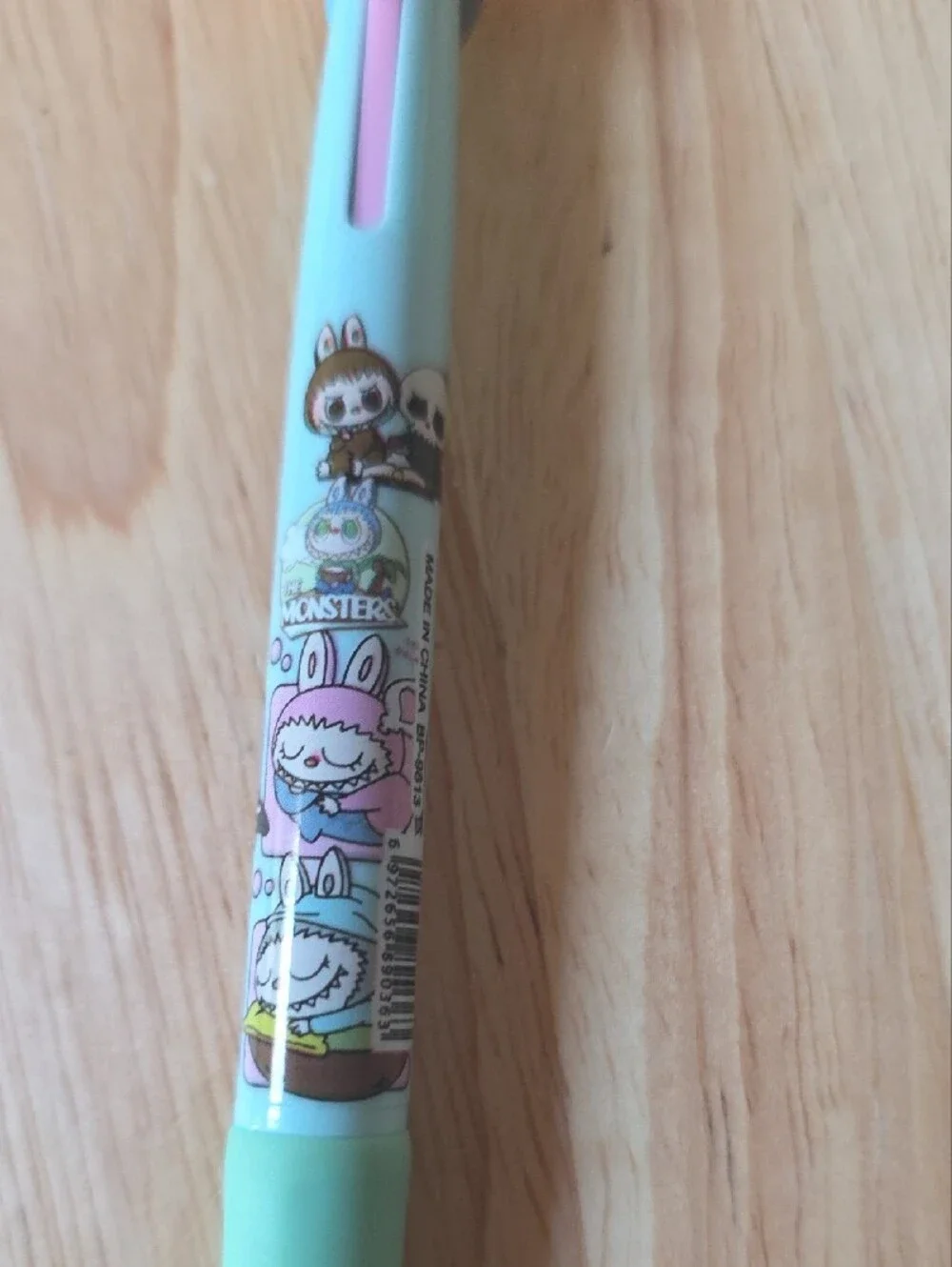 Labubu style Multi-Color Retractable nwot